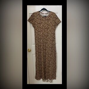 A beautiful long and comfortable Leopard LuLaRoe maxi dress in a size small